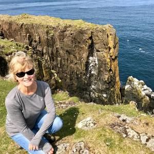 Meet your Posher, Ellen